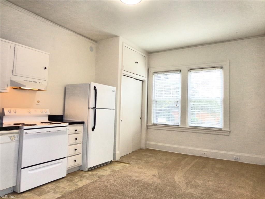 Photo of 833 Westover Avenue #2, Norfolk, VA 23507 (MLS # 10627296)