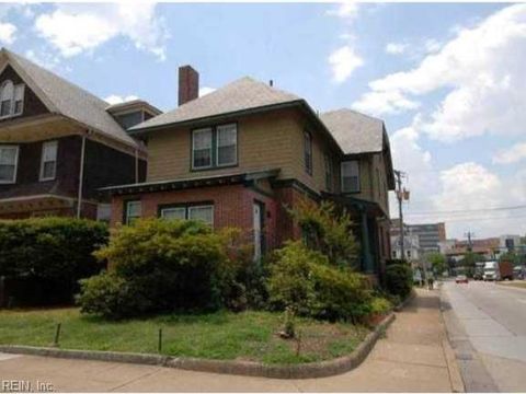 Photo of 833 Westover Avenue #2, Norfolk, VA 23507 (MLS # 10627296)