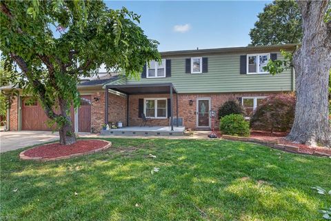 Photo of 805 Sussex Court, Virginia Beach, VA 23464 (MLS # 10639579)