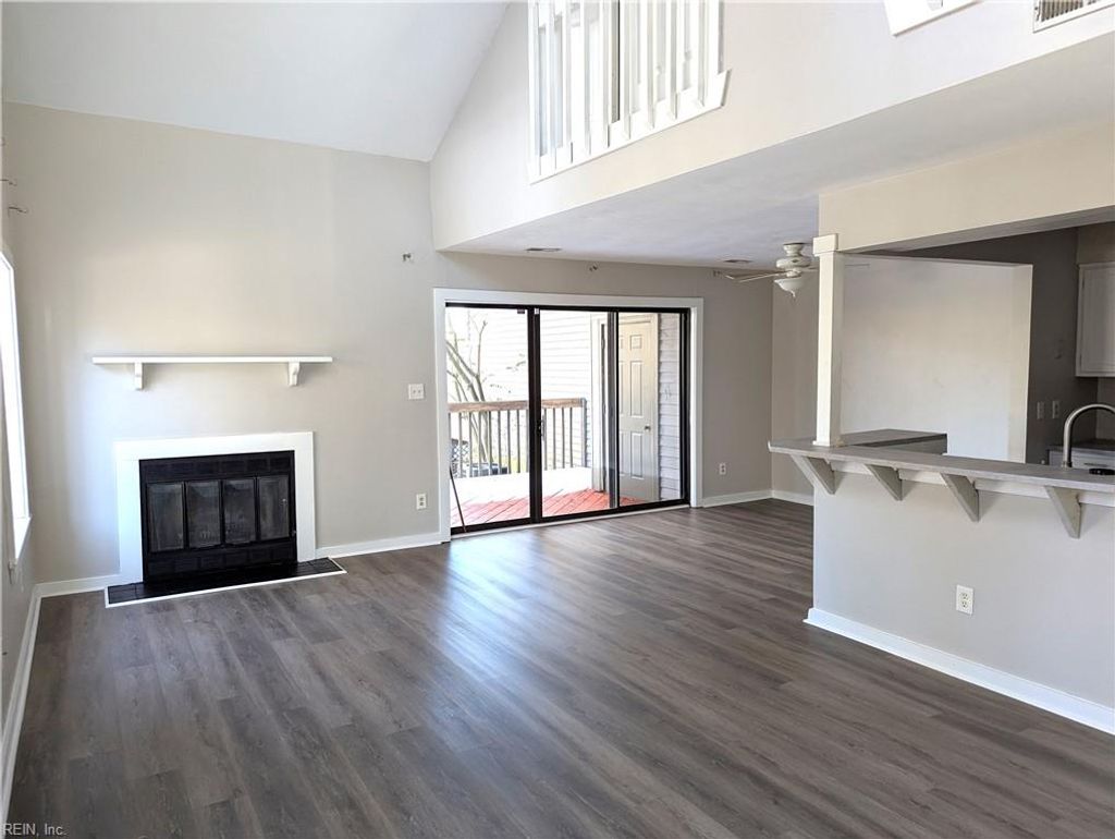 Photo of 122 Inland View Drive, Newport News, VA 23603 (MLS # 10620314)