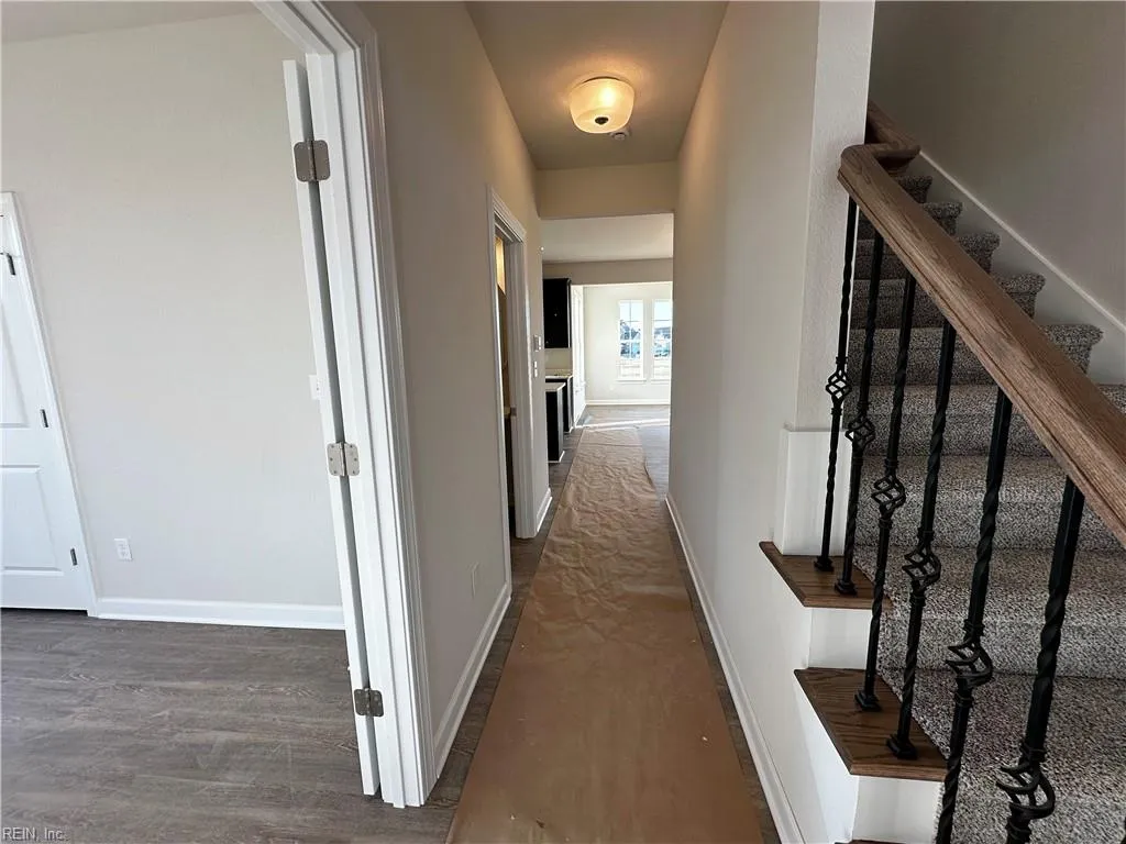 Suffolk, Virginia 23434, United States, 4 Bedrooms Bedrooms, ,3 BathroomsBathrooms,Residential,Active,33376