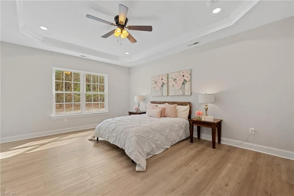 Smithfield, Virginia 23430, United States, 4 Bedrooms Bedrooms, ,3 BathroomsBathrooms,Residential,Active,212555