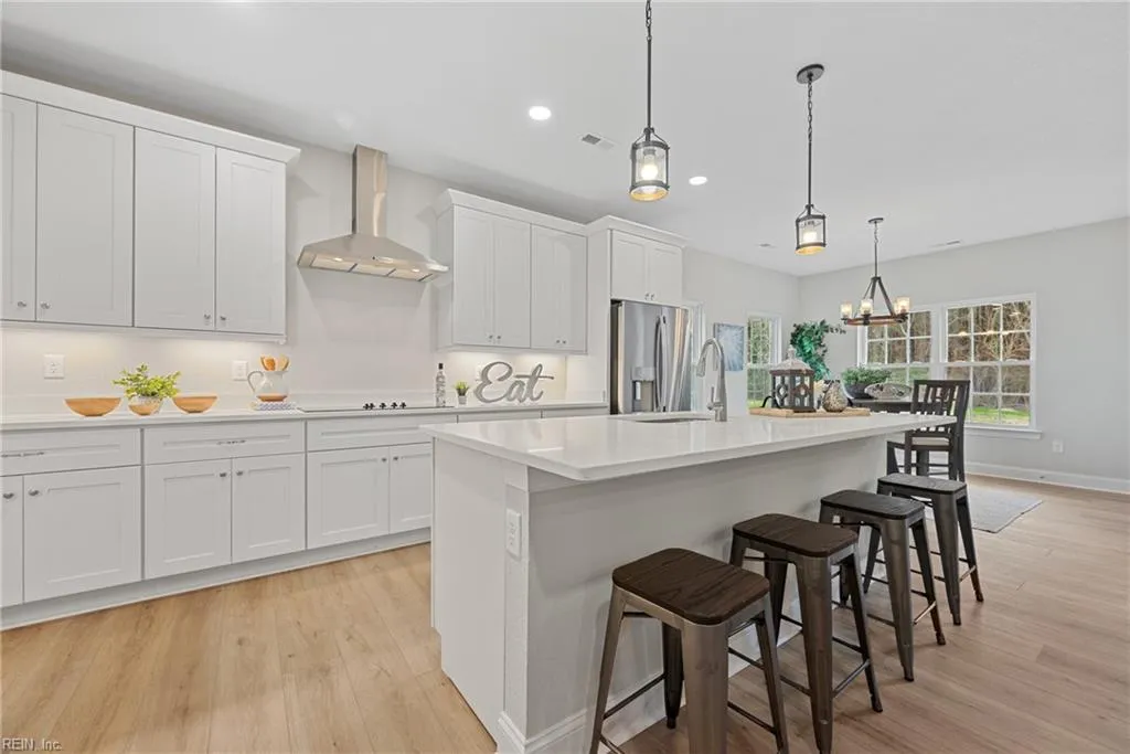 Smithfield, Virginia 23430, United States, 4 Bedrooms Bedrooms, ,3 BathroomsBathrooms,Residential,Active,212555