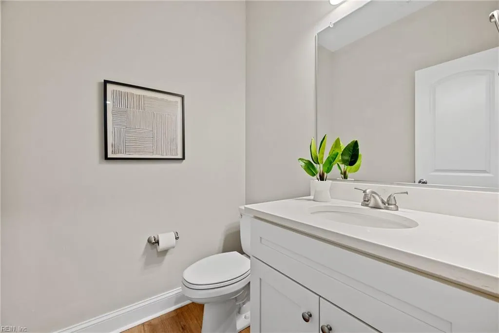 Smithfield, Virginia 23430, United States, 4 Bedrooms Bedrooms, ,3 BathroomsBathrooms,Residential,Active,212555