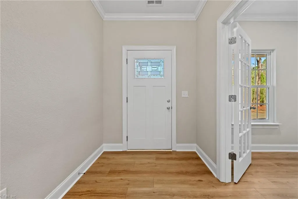 Smithfield, Virginia 23430, United States, 4 Bedrooms Bedrooms, ,3 BathroomsBathrooms,Residential,Active,212555