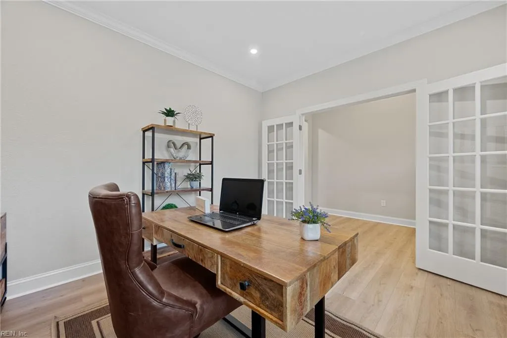 Smithfield, Virginia 23430, United States, 4 Bedrooms Bedrooms, ,3 BathroomsBathrooms,Residential,Active,212555