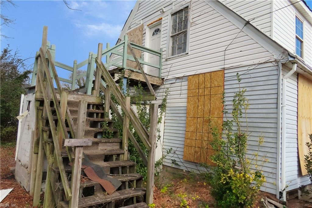 Photo of 4514 Denver Avenue, Norfolk, VA 23513 (MLS # 10619555)