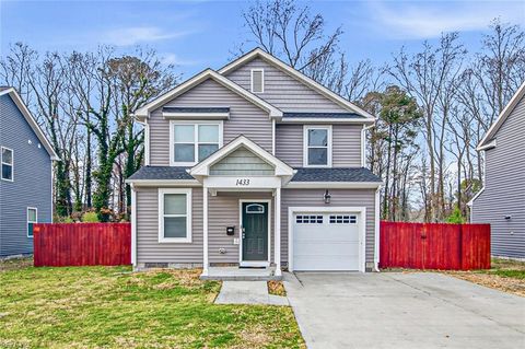 Photo of 1433 E Pembroke Avenue, Hampton, VA 23669 (MLS # 10615554)