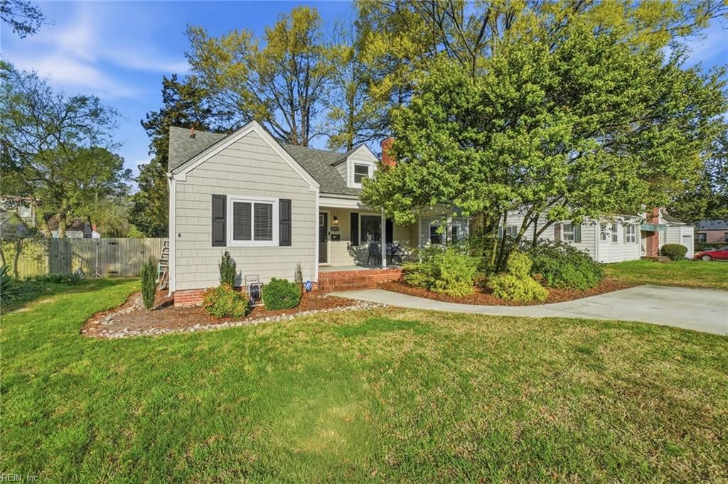 Photo of 5903 Granby Street, Norfolk, VA 23505 (MLS # 10627120)