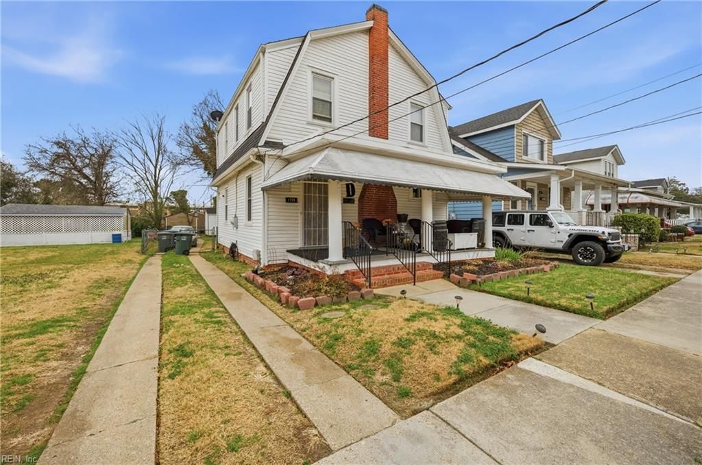 Photo of 1725 Canton Avenue, Norfolk, VA 23523 (MLS # 10616054)