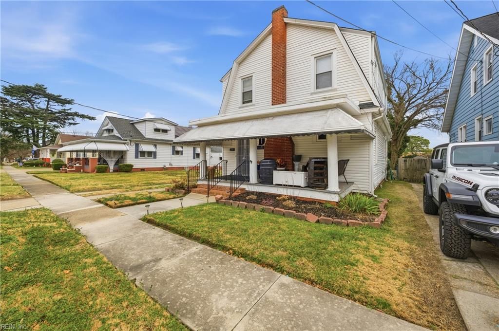 Photo of 1725 Canton Avenue, Norfolk, VA 23523 (MLS # 10616054)