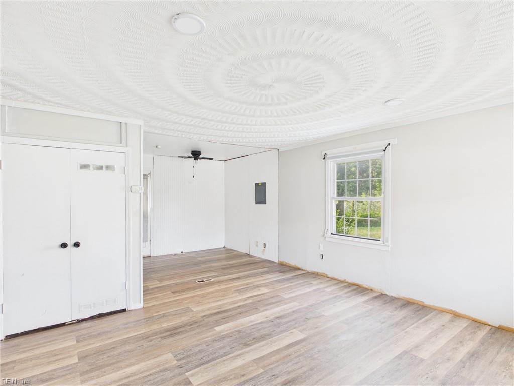 Photo of 800 Craten Road, Norfolk, VA 23513 (MLS # 10646069)
