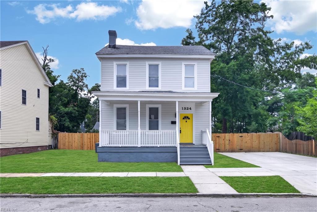 Photo of 1324 Richmond Avenue, Portsmouth, VA 23704 (MLS # 10640302)