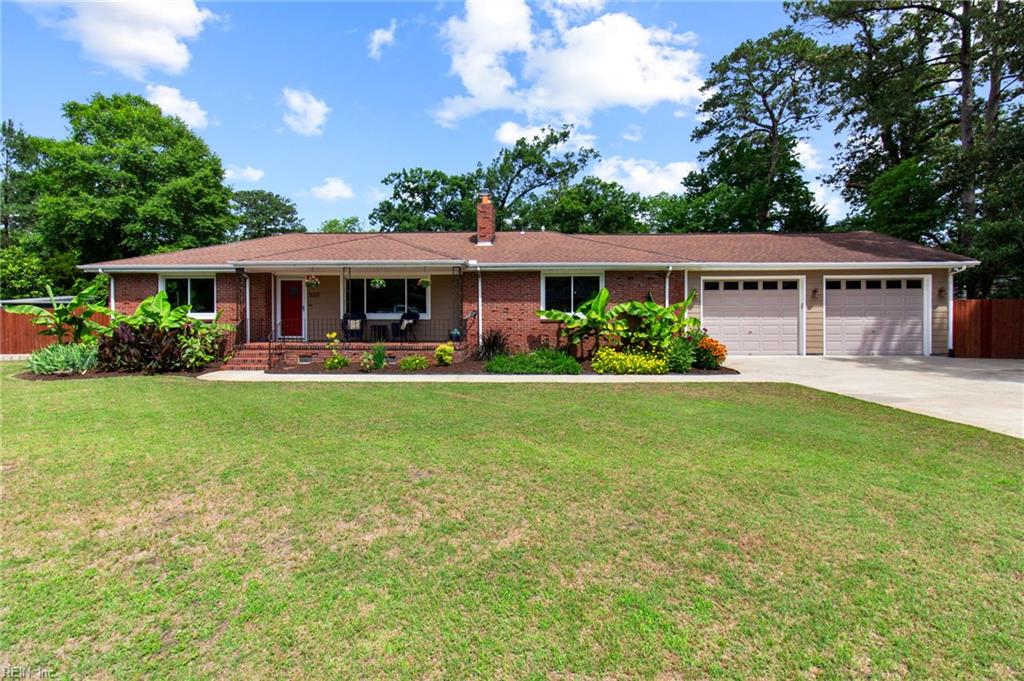 Photo of 5221 Sweetbriar Circle, Portsmouth, VA 23703 (MLS # 10635742)