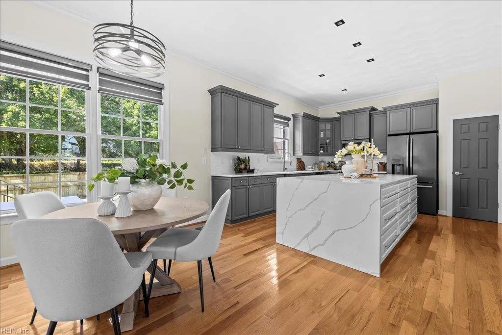 Chesapeake, Virginia 23320, United States, 4 Bedrooms Bedrooms, ,3 BathroomsBathrooms,Residential,Active,201874