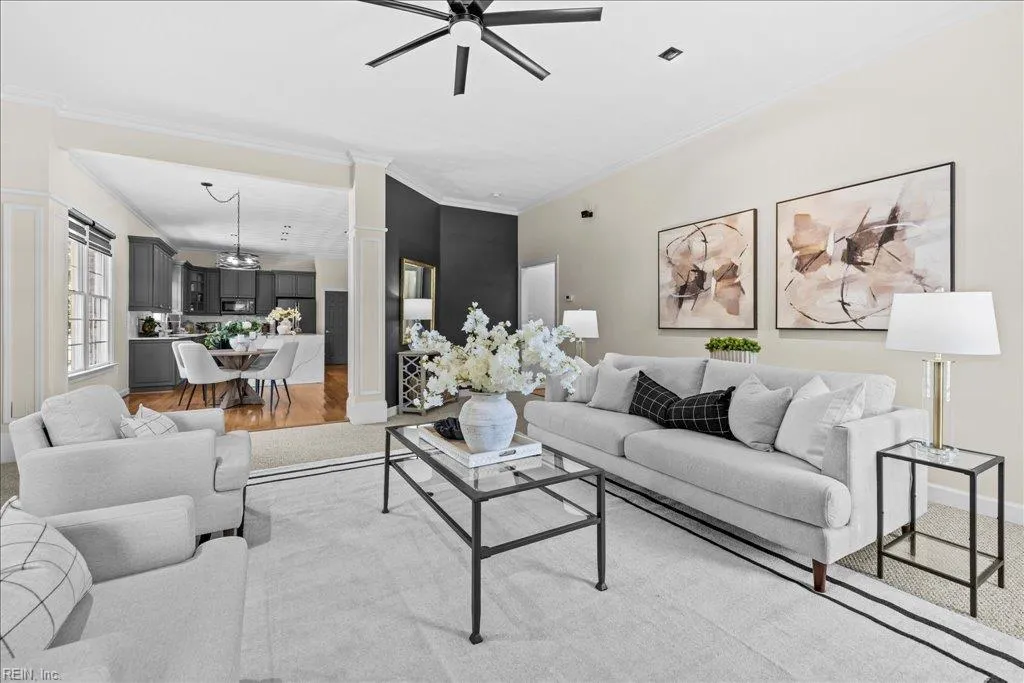 Chesapeake, Virginia 23320, United States, 4 Bedrooms Bedrooms, ,3 BathroomsBathrooms,Residential,Active,201874