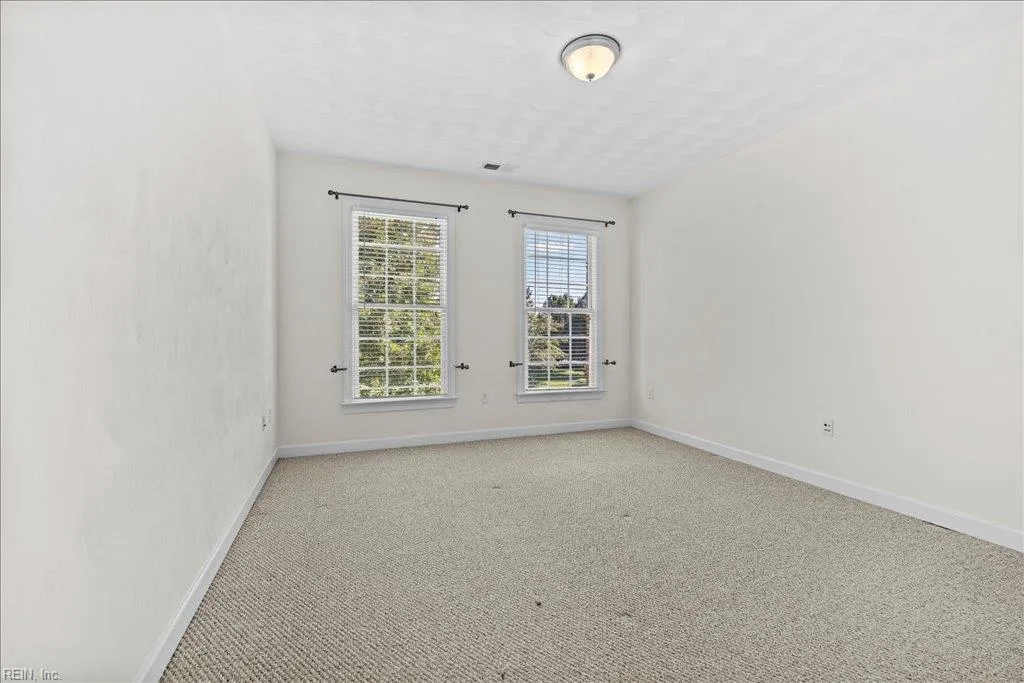 Chesapeake, Virginia 23320, United States, 4 Bedrooms Bedrooms, ,3 BathroomsBathrooms,Residential,Active,201874