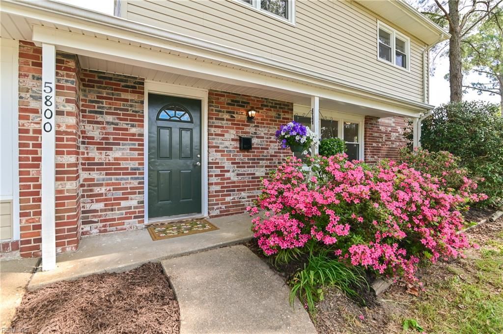 Photo of 5800 Chippewa Road, Virginia Beach, VA 23462 (MLS # 10630050)