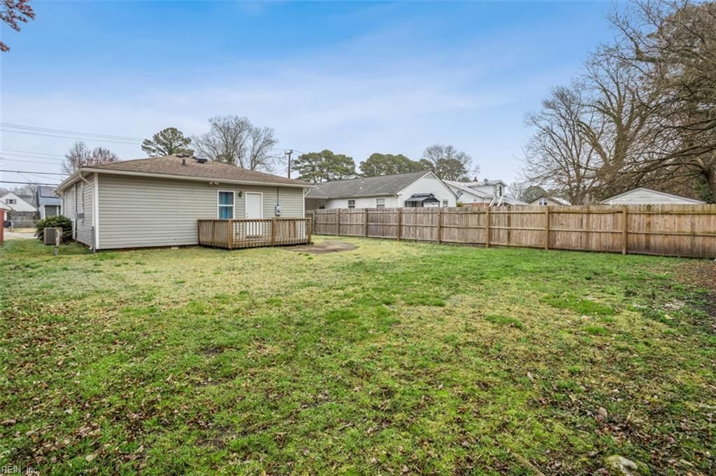 Photo of 2621 Greenwood Drive, Portsmouth, VA 23702 (MLS # 10624205)