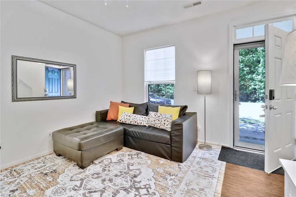 Photo of 274 Paradise Drive, Portsmouth, VA 23701 (MLS # 10631560)