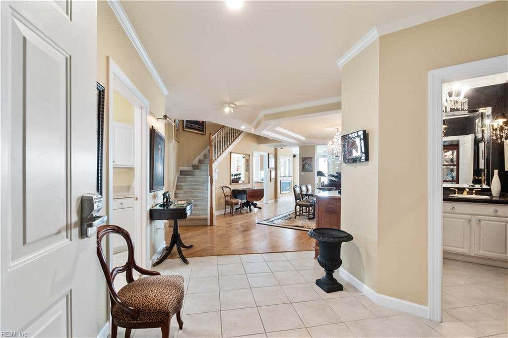 Photo of 2316 Mariners Mark Way #403, Virginia Beach, VA 23451 (MLS # 10650191)