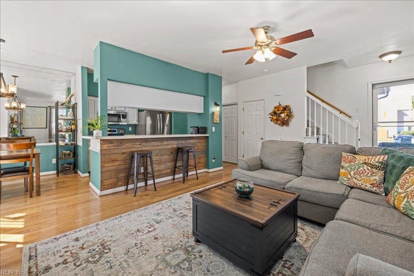 516 WILLOW GREEN CT, CHESAPEAKE, VA 23320 - Image 41f4dbdd9a19c00857bb5fa7aefe3b19/2363165442