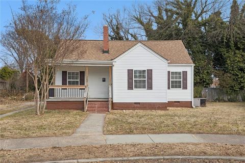 Photo of 1152 Orcutt Avenue, Newport News, VA 23607 (MLS # 10631967)