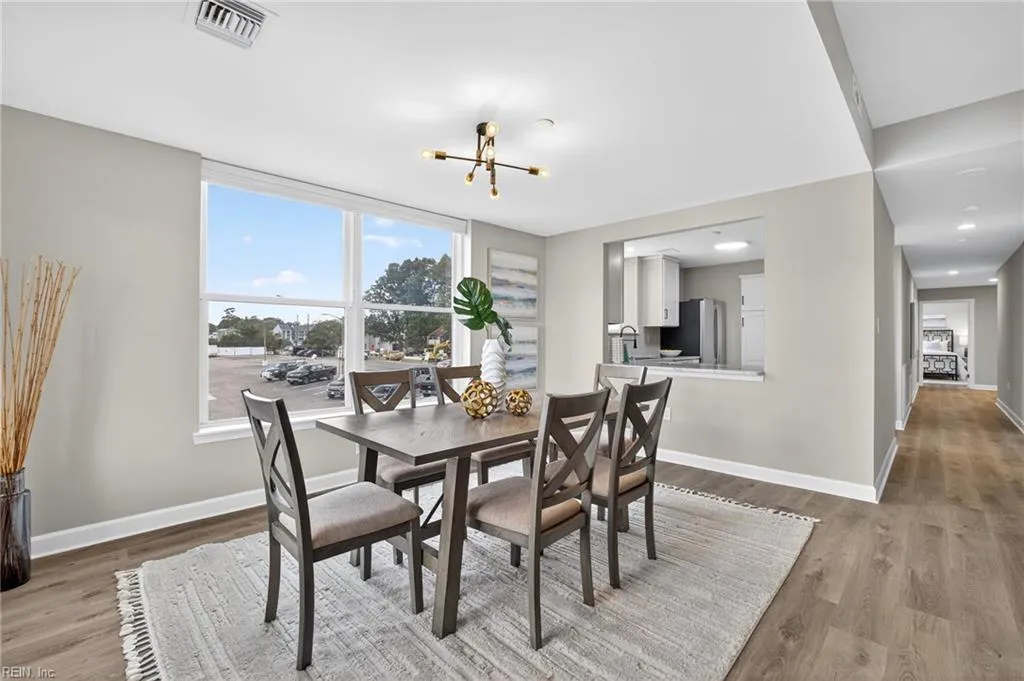 Virginia Beach, Virginia 23451, United States, 2 Bedrooms Bedrooms, ,2 BathroomsBathrooms,Residential,Pending,221392