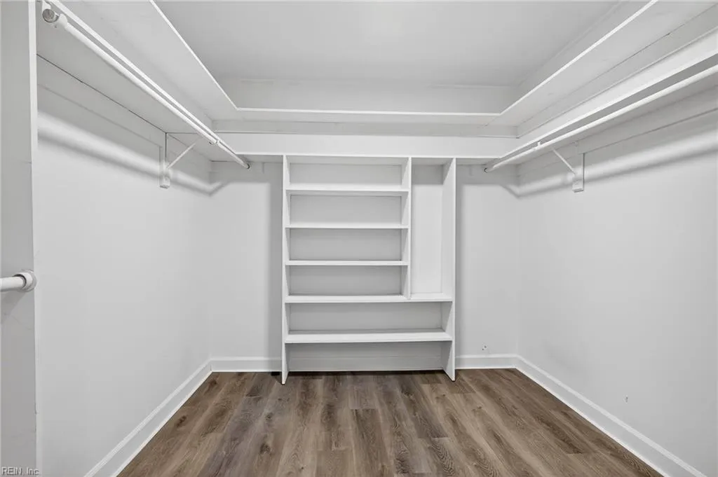 Virginia Beach, Virginia 23451, United States, 2 Bedrooms Bedrooms, ,2 BathroomsBathrooms,Residential,Pending,221392