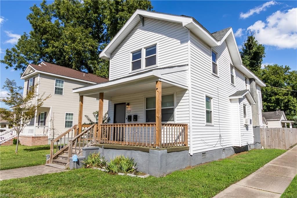 Photo of 2025 Peach Street Unit 1 Street, Portsmouth, VA 23704 (MLS # 10612088)