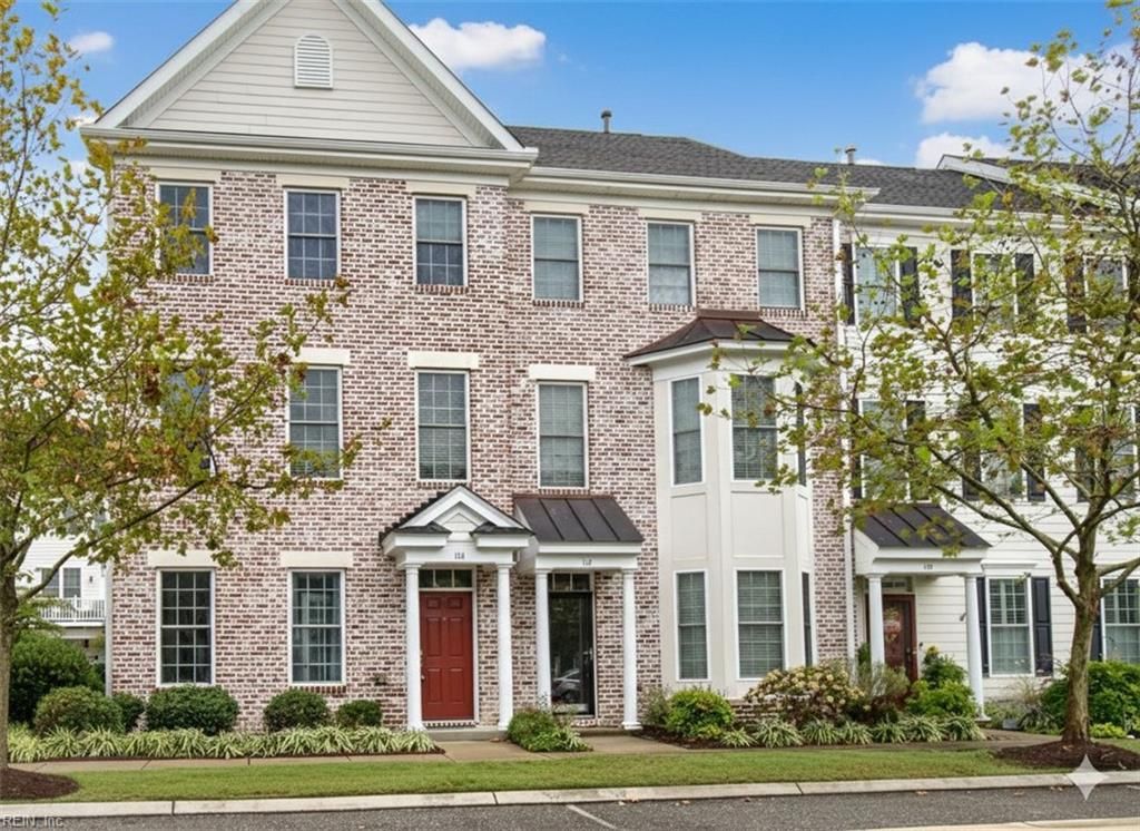 Photo of 112 Peyton Randolph Drive, Yorktown, VA 23692 (MLS # 10613090)