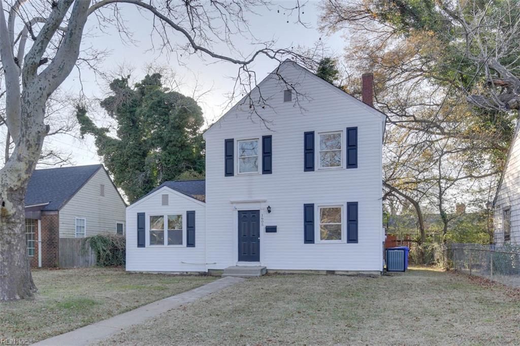 Photo of 1605 Rolfe Place, Newport News, VA 23607 (MLS # 10614285)