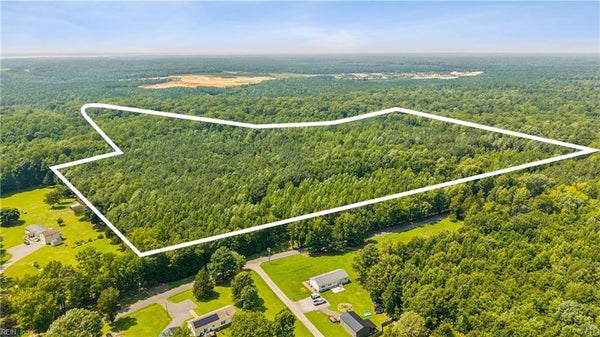 WILLIS RD, GLOUCESTER, VA 23061 - Image 42565c01f5a8a93ae34e86fbf2e90b8c/845395491