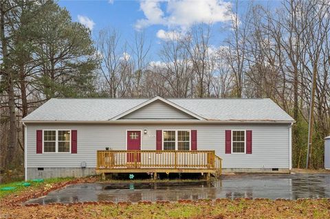 Photo of 5738 Hickory Fork Road, Gloucester, VA 23061 (MLS # 10612965)