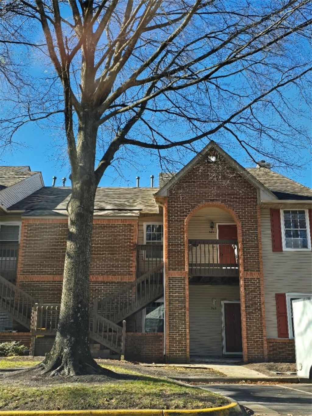 Photo of 989 Gas Light Lane #989, Virginia Beach, VA 23462 (MLS # 10613382)