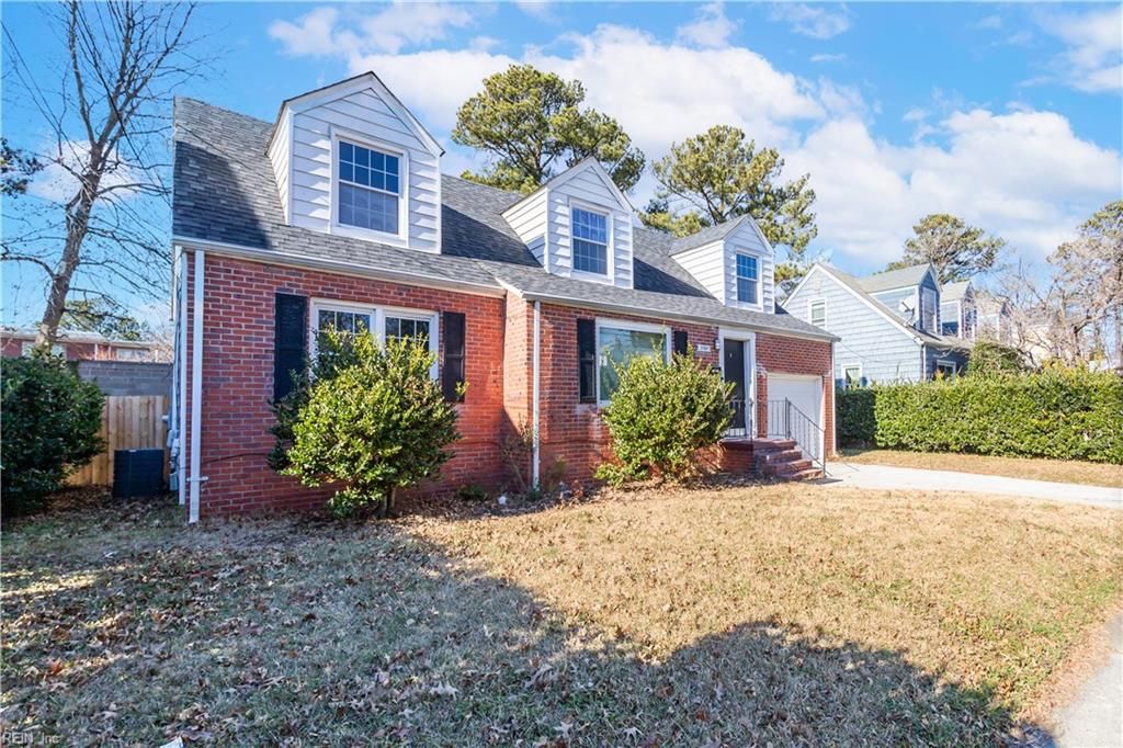 Photo of 7709 Lambert Pl Pl, Norfolk, VA 23505 (MLS # 10615195)