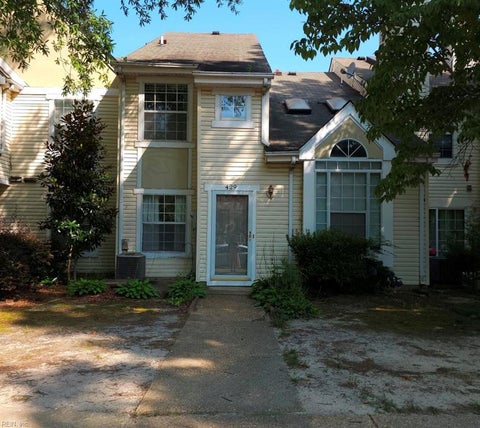 Photo of 429 Lees Mill Drive, Newport News, VA 23608 (MLS # 10642768)
