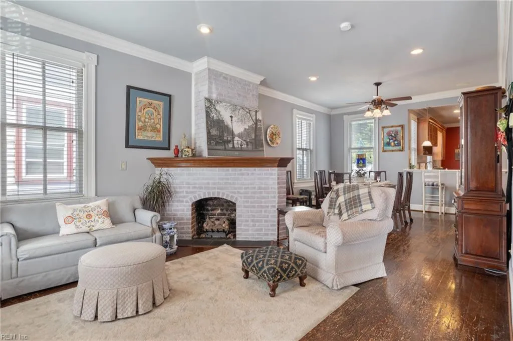 Portsmouth, Virginia 23704, United States, 4 Bedrooms Bedrooms, ,4 BathroomsBathrooms,Residential,Active,136273