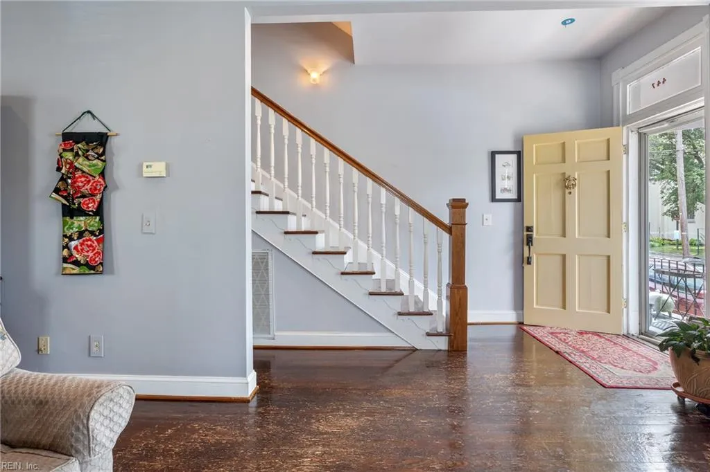 Portsmouth, Virginia 23704, United States, 4 Bedrooms Bedrooms, ,4 BathroomsBathrooms,Residential,Active,136273