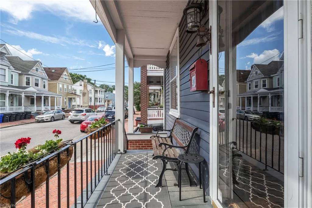 Portsmouth, Virginia 23704, United States, 4 Bedrooms Bedrooms, ,4 BathroomsBathrooms,Residential,Active,136273