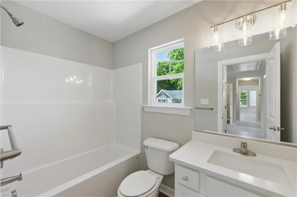 Norfolk, Virginia 23513, United States, 4 Bedrooms Bedrooms, ,3 BathroomsBathrooms,Residential,Active,125792