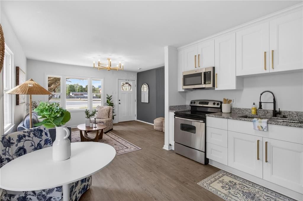 Photo of 530 Price Street Street, Hampton, VA 23663 (MLS # 10629036)