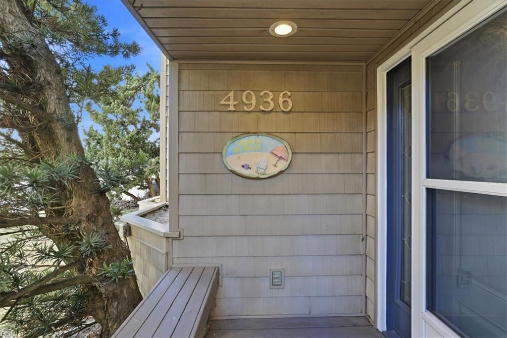 Photo of 4936 Lauderdale Avenue, Virginia Beach, VA 23455 (MLS # 10614599)