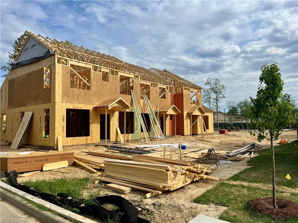 Photo of 3537 Amberley Way, Williamsburg, VA 23188 (MLS # 10630352)