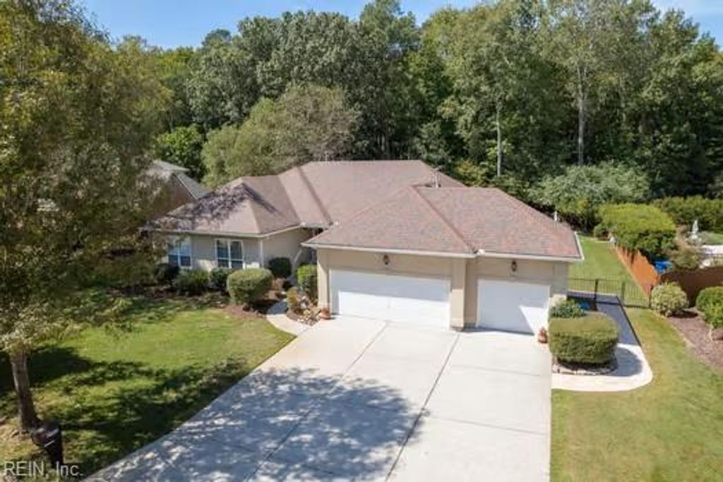 Photo of 2309 Langhorne Court, Virginia Beach, VA 23456 (MLS # 10602020)