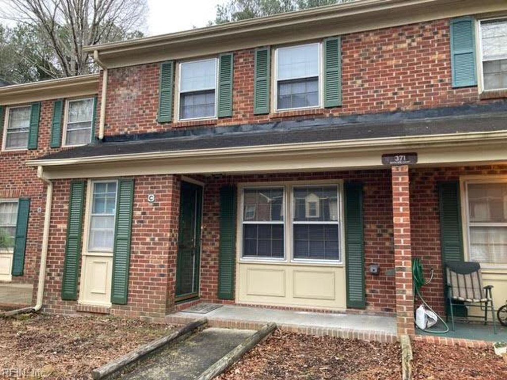 Photo of 371 Advocate Court #C, Newport News, VA 23608 (MLS # 10627532)