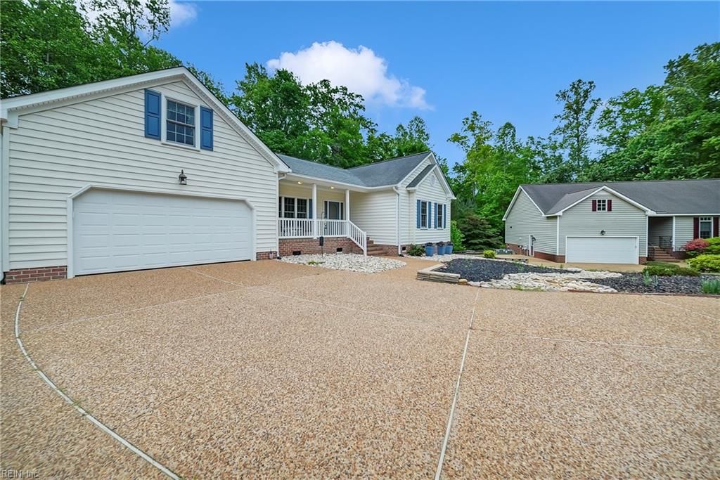 Photo of 3717 Shackleton Lane, Williamsburg, VA 23188 (MLS # 10632428)