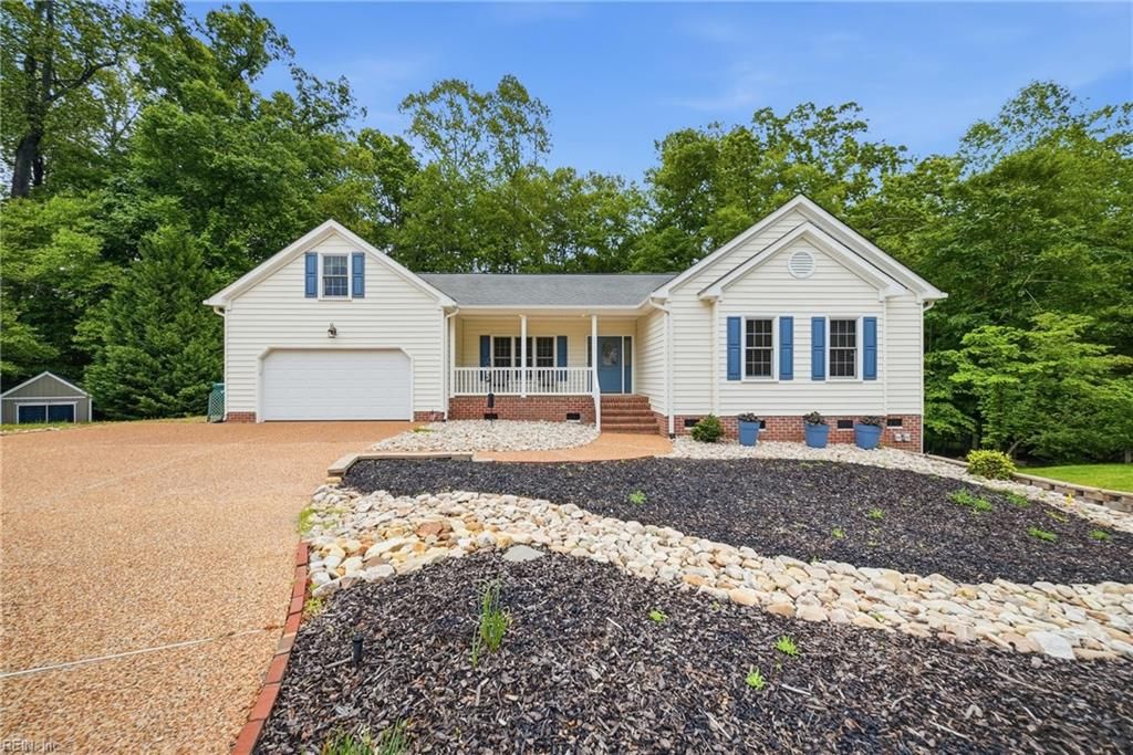 Photo of 3717 Shackleton Lane, Williamsburg, VA 23188 (MLS # 10632428)