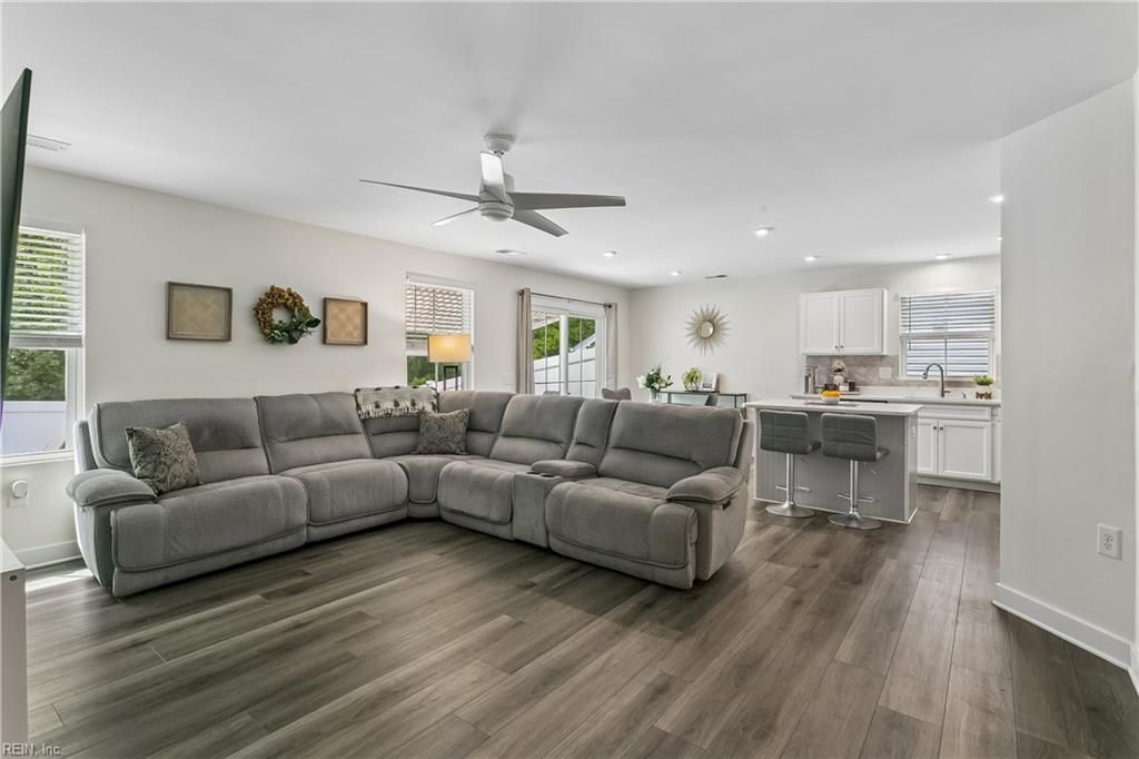 Photo of 6964 Motley Landing Drive, Gloucester, VA 23061 (MLS # 10633918)