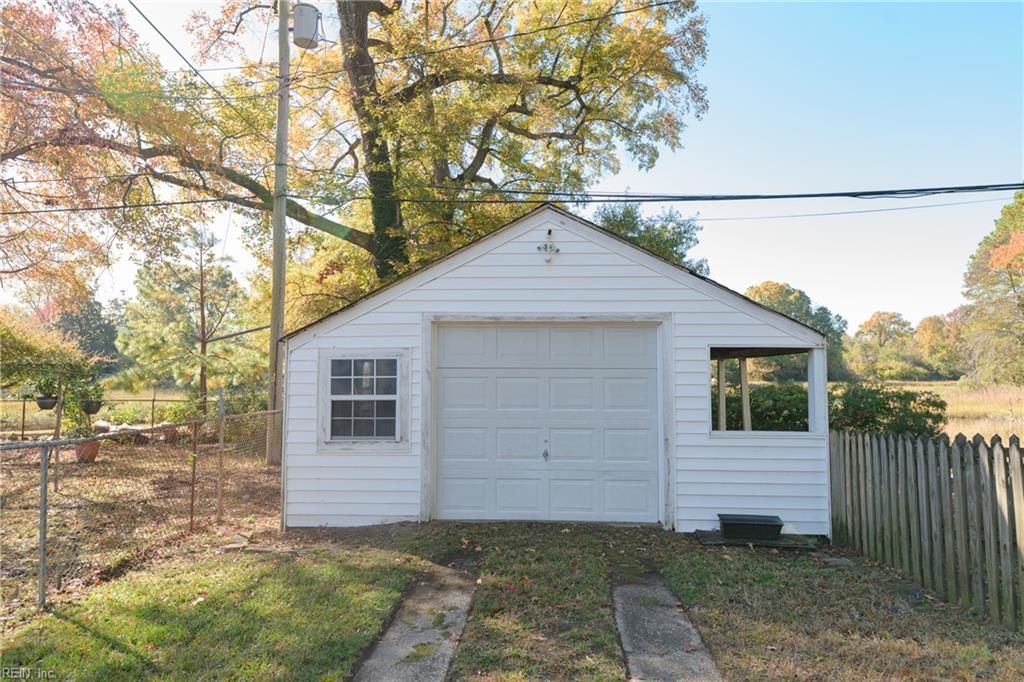 Photo of 115 Wythe Crescent Drive, Hampton, VA 23661 (MLS # 10608977)